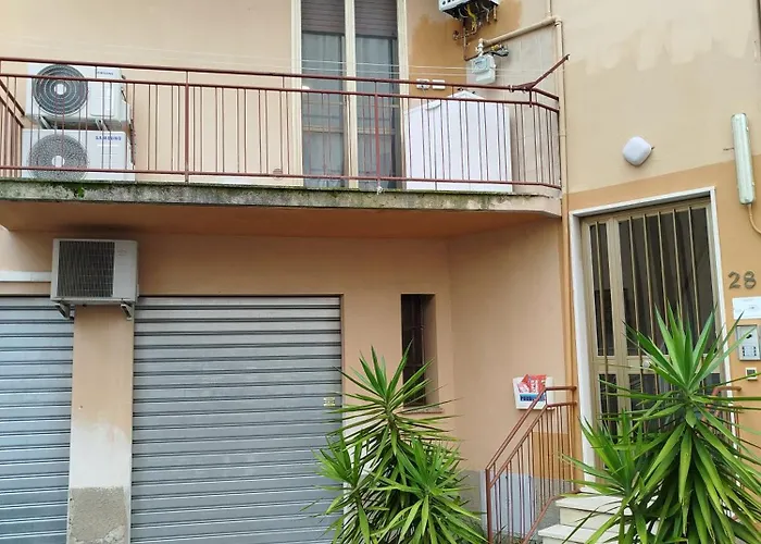 Con 2 Camere, Parcheggio E Terrazza *
